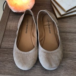 Lucky Brand Shoes - Lucky Brand faux snake skin flats 6.5 Lucky Brand Shoes - Lucky Brand faux snake skin flats 6.5